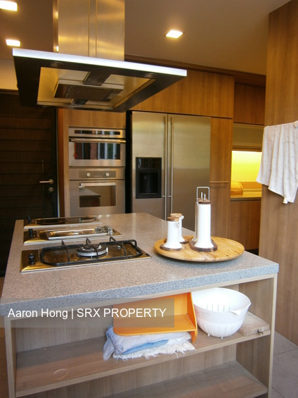 Loyang Valley (D17), Condominium #181679282